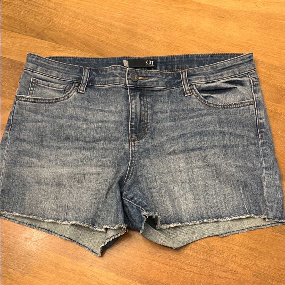 Kut from the Kloth sz16 Gidget Fray Women's Classic Blue Jean Shorts